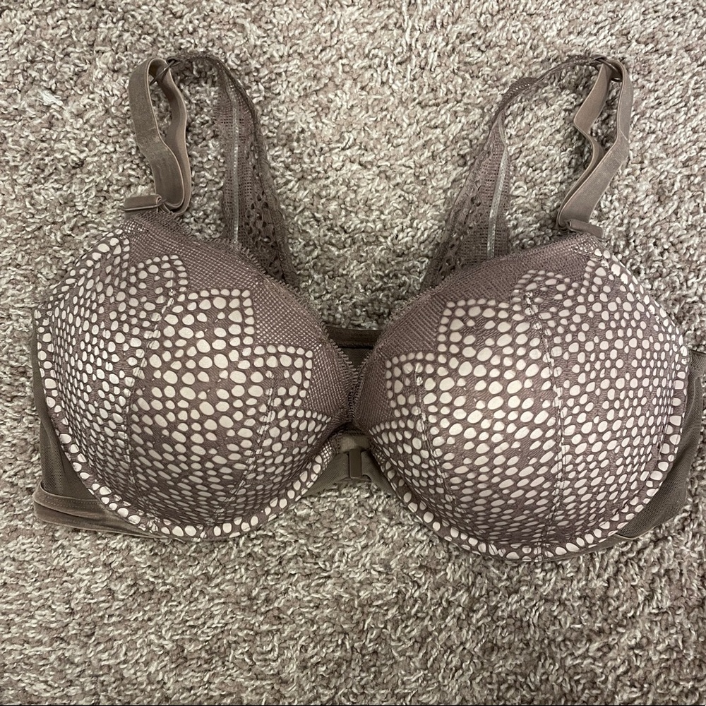 Victoria’s Secret Front Clasp Very Sexy Push Up